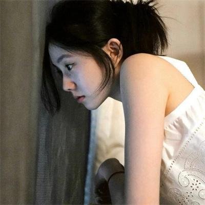 派遣女公关彩华